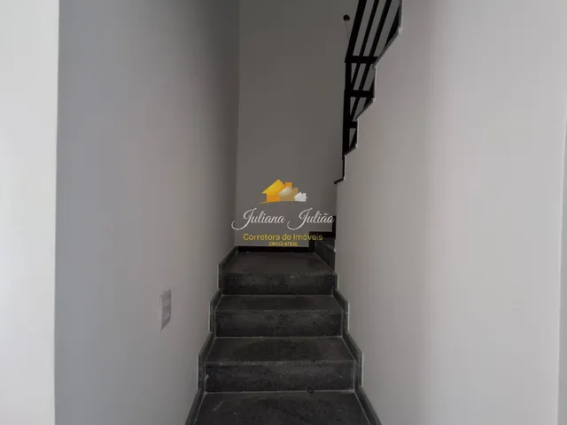 Imagem 6: CASA DUPLEX 3 QUARTOS SENDO 1 SUÍTE A VENDA NO VALE DAS PALMEIRAS EM MACAÉ RJ