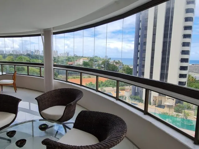Imagem: O apartamento possui 5 Dormitórios, 5 Suítes, 2
