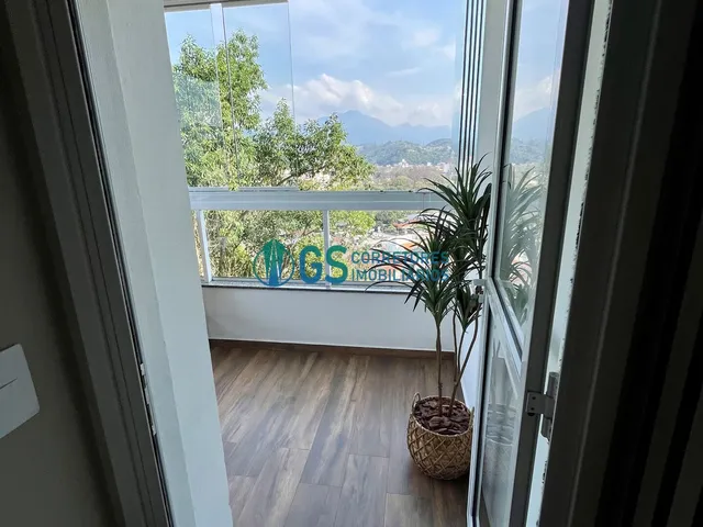 Imagem 6: Apartamento Superior Mobiliado Localizado em Santo Amaro da Imperatriz