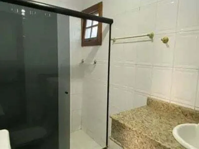 Imagem 3: Vendo em oportunidade Casa Duplex com piscina privativa, 4/4, 3 suítes, quarto térreo