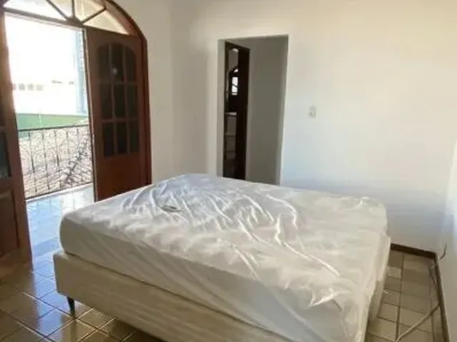 Imagem 3: Alugo em oportunidade Casa Duplex com piscina privativa, 4/4, 3 suítes, quarto térreo