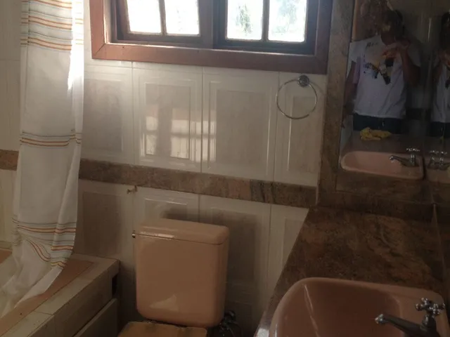 Imagem 9: Alugo em oportunidade Casa Duplex com piscina privativa, 4/4, 3 suítes, quarto térreo
