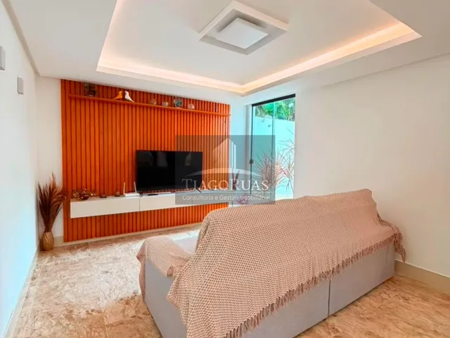Imagem 13: Casa de Luxo em Busca Vida - 4 Suítes, Piscina e Área Gourmet no Condomínio Golden Park