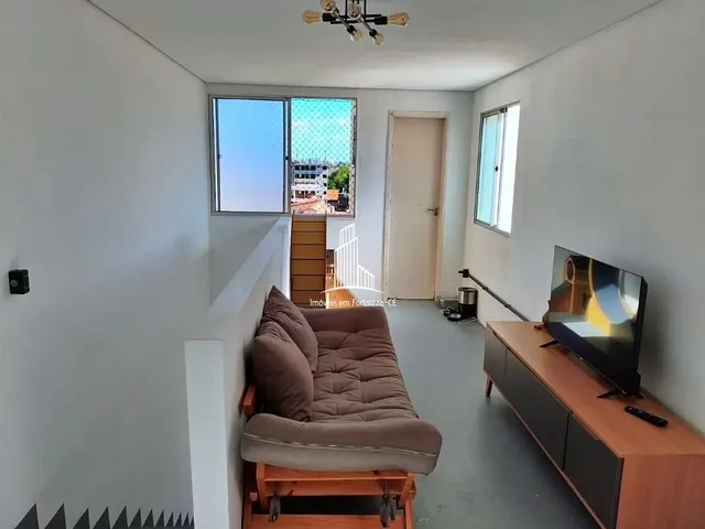 Imagem: O apartamento possui 4 Dormitórios, 1 Suíte, 3 Banheiros,