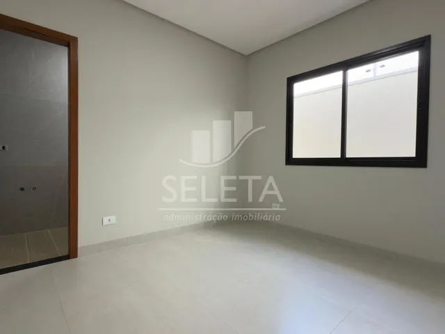 Imagem 2: Casa À Venda Próxima da Univel