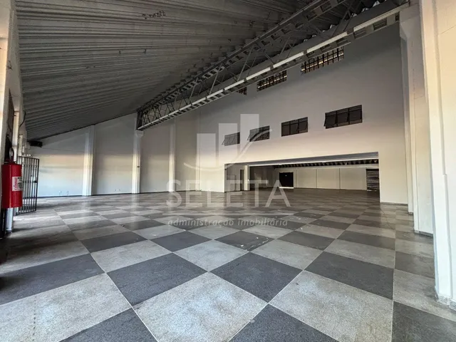 Imagem 15: Barracão com 1000 M e Estacionamentos para Locação no Alto Alegre, Cascavel, Pr