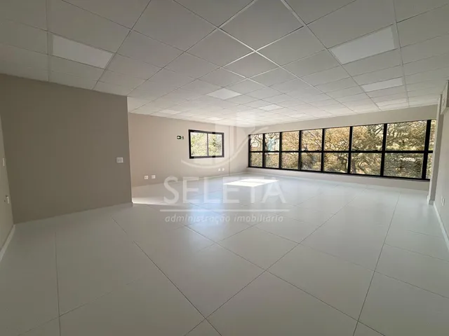 Imagem 2: Sala Comercial de 55M para Locação no Centro, Cascavel, Pr