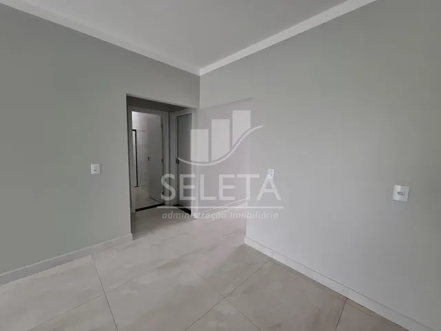 Imagem 8: Casa À Venda, santa Felicidade, 1 Suite e 2 Quartos Cascavel - Pr