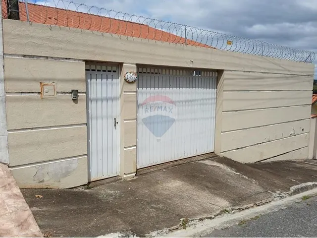 Imagem: Casa com 3 Dormitórios À Venda no santa