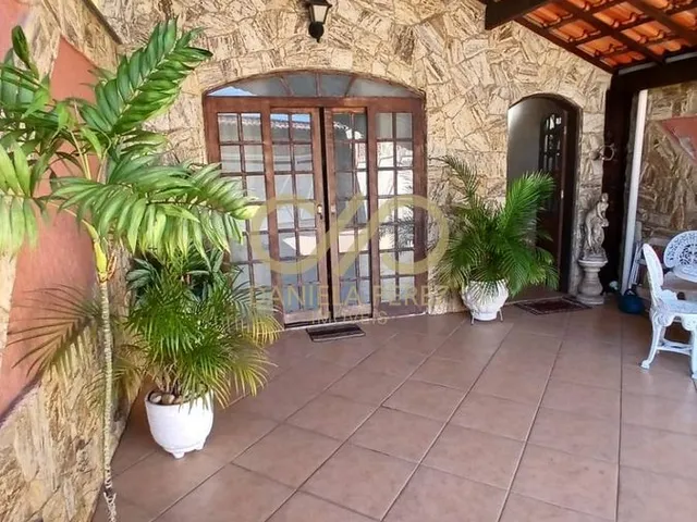 Imagem: Casa Padrão - Maracanã - Praia Grande