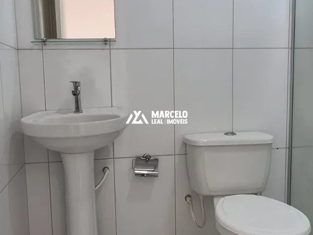 Imagem 4: VENDO ENORME APARTAMENTO, COM 03 QUARTOS - SENDO 02 SUÍTES E 02 VAGAS COBERTAS