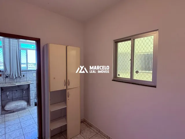 Imagem 9: OPORTUNIDADE! APARTAMENTO AMPLO COM SACADA E MÓVEIS, PRÓXIMO A FREI BENJAMIN E E