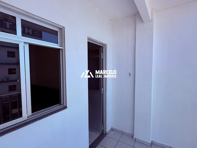 Imagem 12: OPORTUNIDADE! APARTAMENTO AMPLO COM SACADA E MÓVEIS, PRÓXIMO A FREI BENJAMIN E E