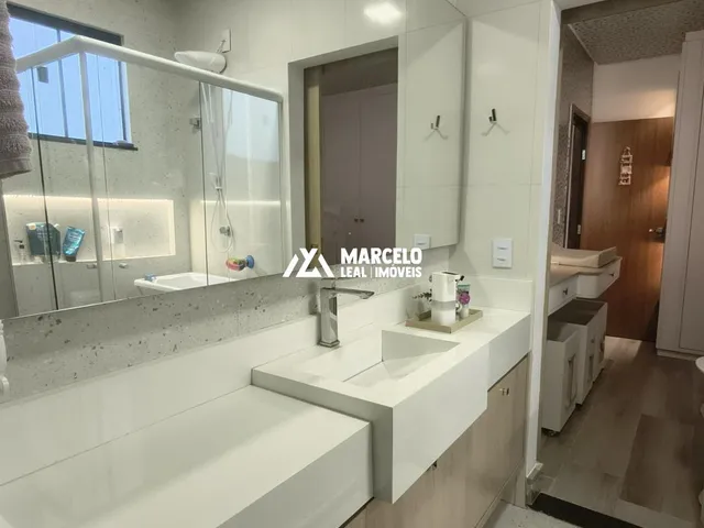 Imagem 7: Vendo excelente casa com 3 quartos sendo 1 suíte master com closet e demi-suíte