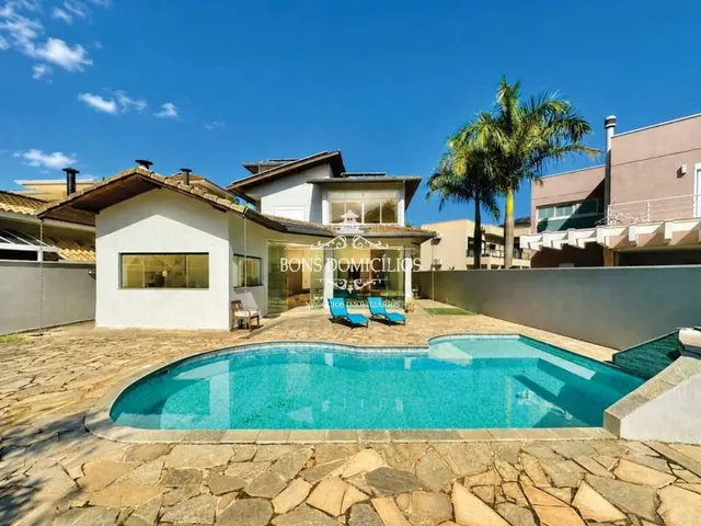 Imagem: Casa de Alto Padrão em Condomínio de Luxo