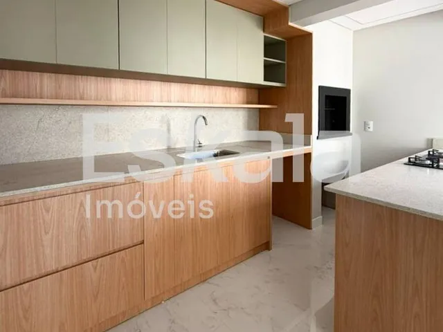 Imagem: Apartamento Semimobiliado Com 03 Suíte