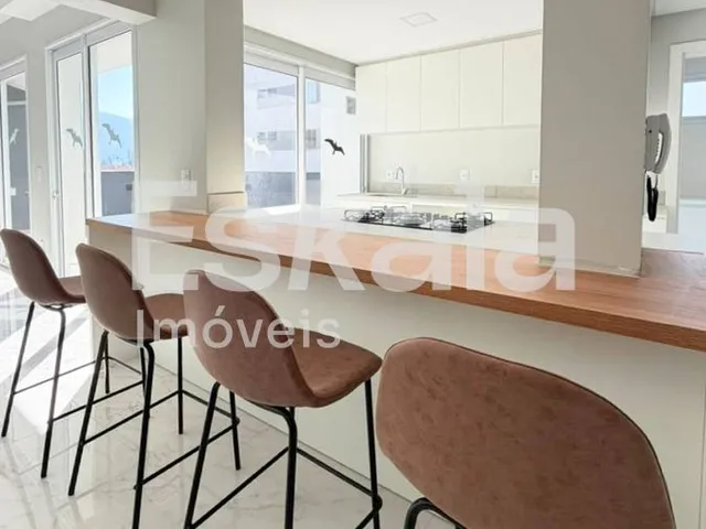 Imagem: Apartamento Duplex Semimobiliado Com 03