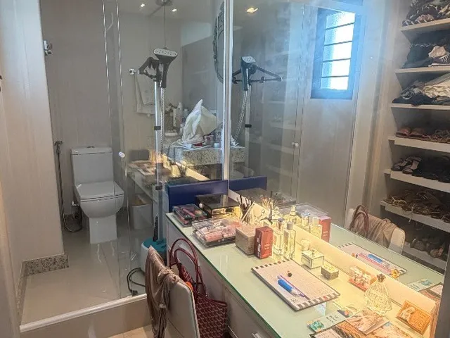 Imagem 7: APARTAMENTO NO VILLAGGIO PANAMBY ANDAR INTERMEDIÁRIO COM 3 SUÍTES MASTER COM CLOSET E