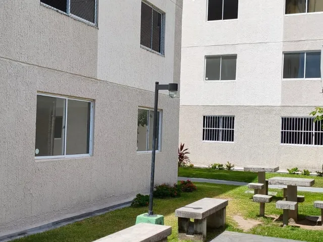 Imagem 2: Apartamento Térreo de 02 Quartos - Reformado - Condomínio Solar das Árvores