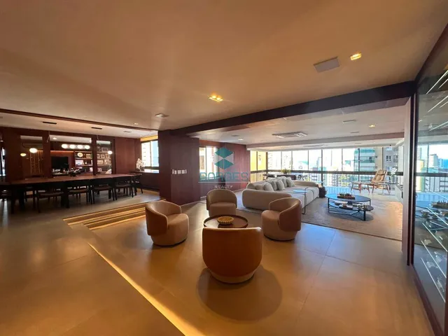 Imagem: Apartamento à venda na Graça com 400m²