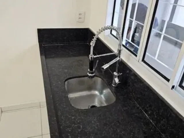 Imagem 6: Casa Reformada 140M² com 3 Quartos, Ampla Garagem e Espaço Gourmet no Tijucal