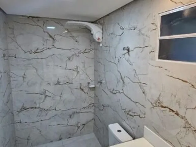 Imagem 2: Casa Reformada 140M² com 3 Quartos, Ampla Garagem e Espaço Gourmet no Tijucal