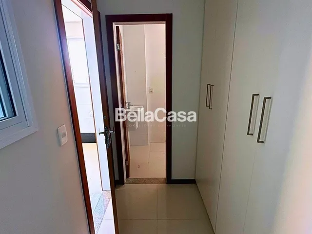 Imagem 3: Apartamento À Venda de 4 Quartos (Sendo 4 Suites) / 4 Vagas - Praia do Morro - Guarapari-Es