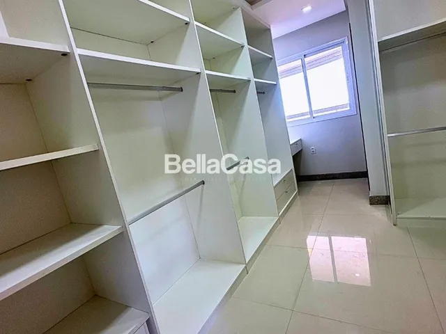 Imagem 11: Apartamento À Venda de 4 Quartos (Sendo 4 Suites) / 4 Vagas - Praia do Morro - Guarapari-Es