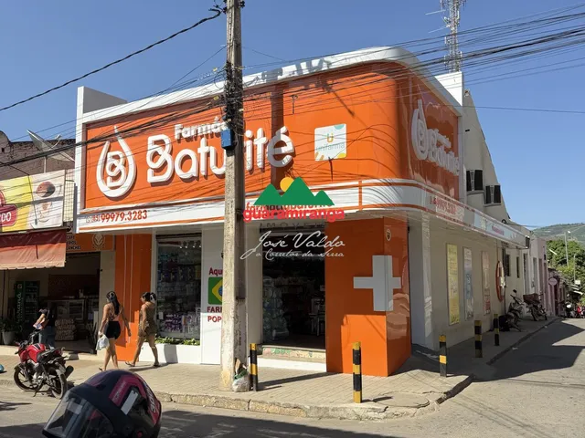 Imagem: Quatro Pontos Comerciais no Centro de Baturité