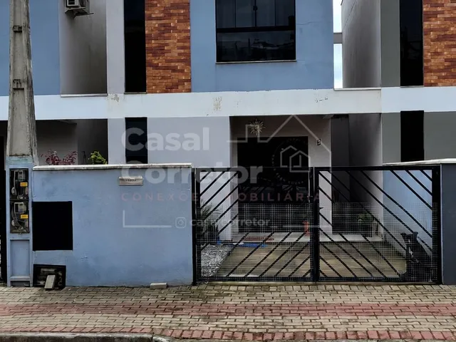 Imagem: Casa à venda no bairro Limeira Baixa