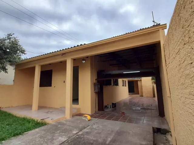 Imagem: Casa com 2 Dormitorio(s) localizado(a) no