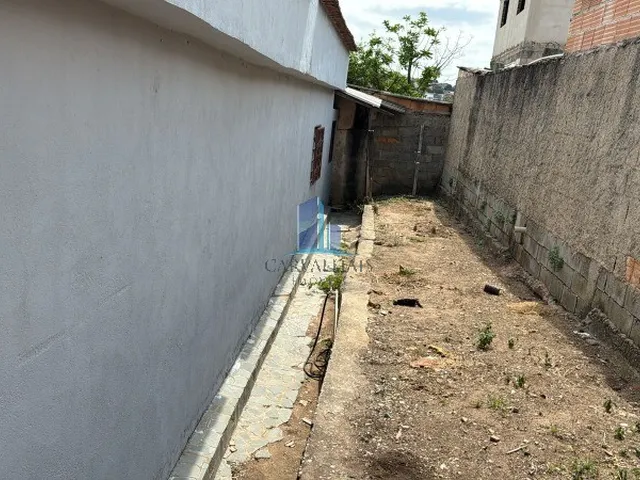 Imagem 4: Casa à venda em Contagem-MG, bairro Retiro: 2 quartos, 2 banheiros, 4 vagas, 360,00 m²