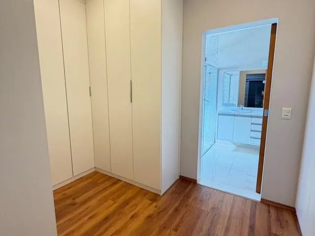 Imagem 15: Casa em Condomínio Mobiliada para Locação em Chácara Ondina, Sorocaba com 3 Suítes e
