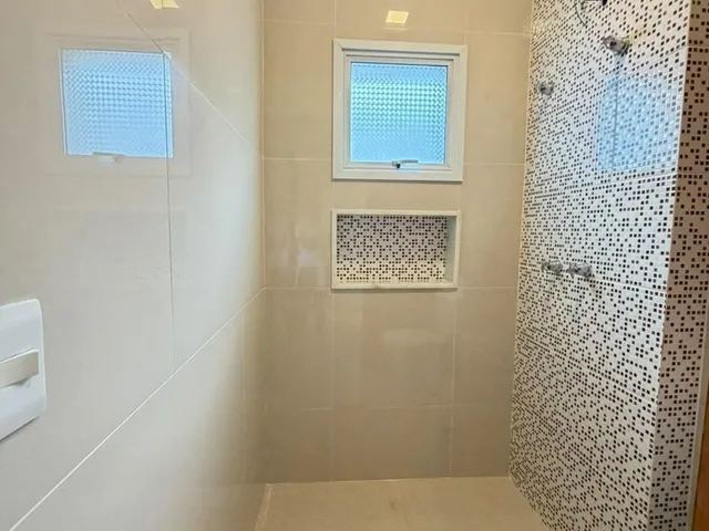 Imagem 11: Casa em Condomínio Mobiliada para Locação em Chácara Ondina, Sorocaba com 3 Suítes e