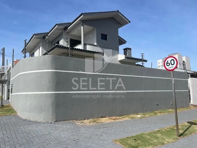 Imagem 3: Lindo Sobrado seminovo à venda, com 170,19m2, de esquina, Parque São Paulo, CASCAVEL
