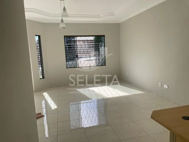 Imagem 6: Lindo Sobrado seminovo à venda, com 170,19m2, de esquina, Parque São Paulo, CASCAVEL