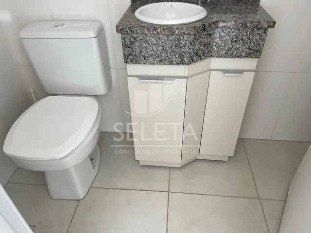Imagem 7: Lindo Sobrado seminovo à venda, com 170,19m2, de esquina, Parque São Paulo, CASCAVEL