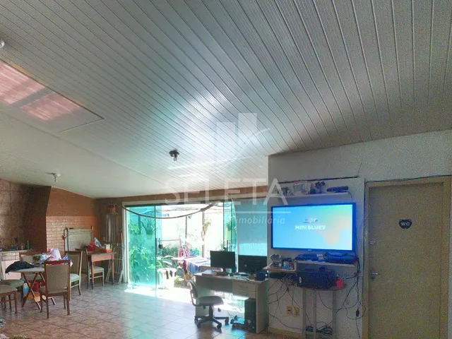 Imagem 9: Sobrado À Venda, Centro, Cascavel - Pr - 115,00M Priv. 1 Suíte - 2 Quartos - 2 Vagas de Garagem