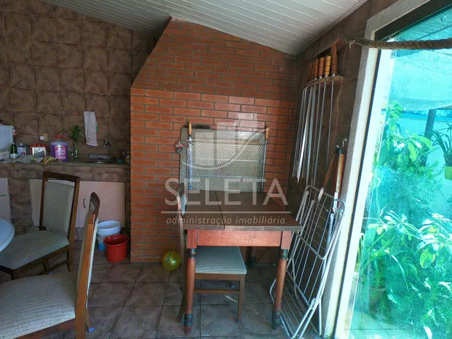 Imagem 10: Sobrado À Venda, Centro, Cascavel - Pr - 115,00M Priv. 1 Suíte - 2 Quartos - 2 Vagas de Garagem