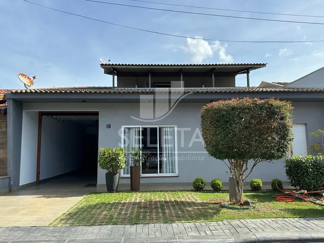 Imagem: Casa à venda, em condomínio fechado no
