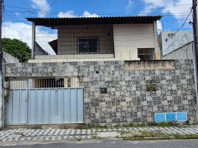 Imagem: Casa a Venda no Benfica em Fortaleza/CE