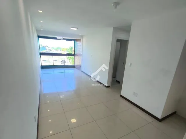Imagem 2: BURAQUINHO, Lauro de Freitas. Apartamento (ANDAR BAIXO) composto de 2 quartos sendo 1