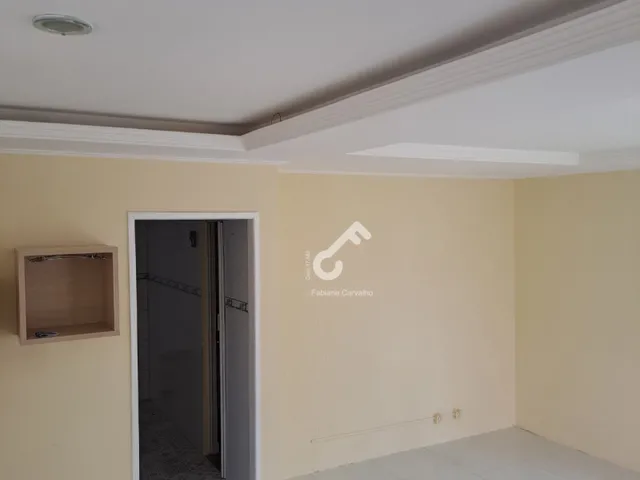 Imagem 7: IPITANGA, Lauro de Freitas. Duplex composto de 4 quartos sendo 2 suítes, 300m² área