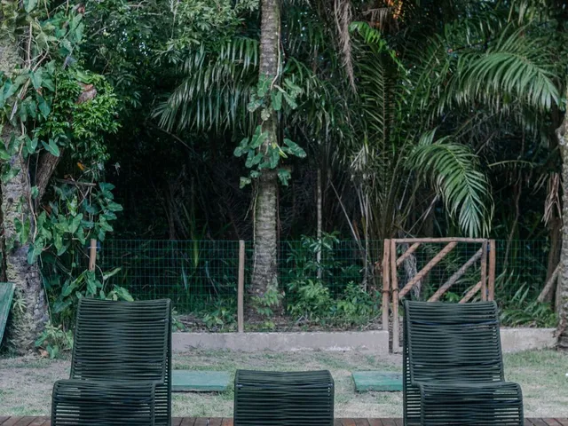 Imagem 3: Casa Mobiliada em Condomínio na Praia do Forte | Porteira Fechada | 4 Suítes