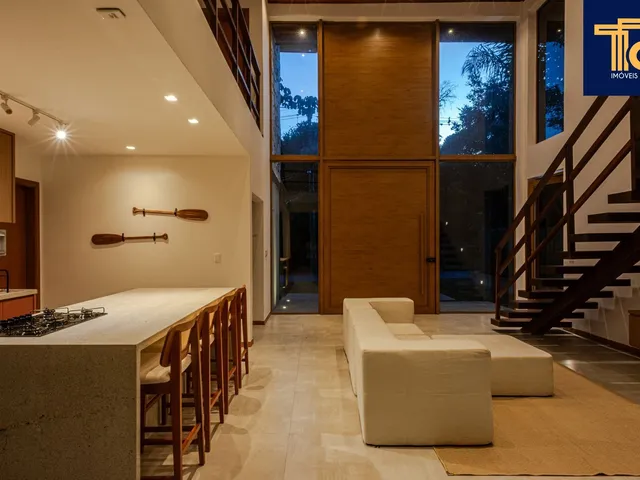 Imagem 5: Casa Mobiliada em Condomínio na Praia do Forte | Porteira Fechada | 4 Suítes