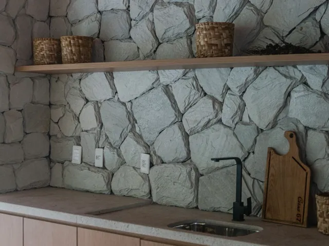 Imagem 12: Casa Mobiliada em Condomínio na Praia do Forte | Porteira Fechada | 4 Suítes