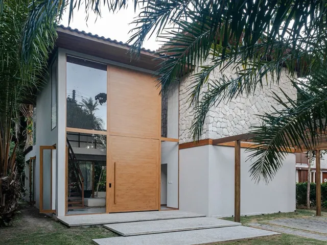 Imagem 14: Casa Mobiliada em Condomínio na Praia do Forte | Porteira Fechada | 4 Suítes