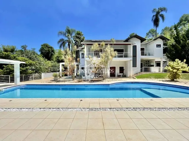 Imagem: Casa de Alto Padrão em Condomínio de Luxo