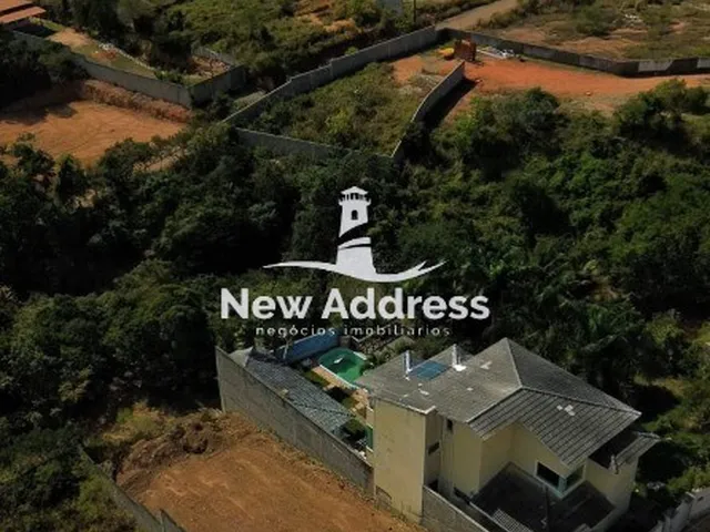 Imagem: Terreno com 384 m² à Venda em Interlagos