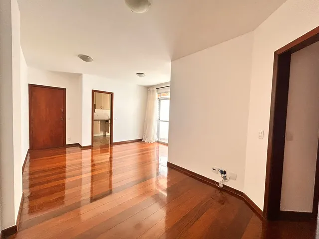 Imagem 15: Apartamento de 3 quartos para locação no Lourdes próximo a Praça Marília de Dirceu